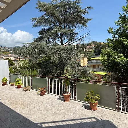 Apartment Water Lily Sanremo